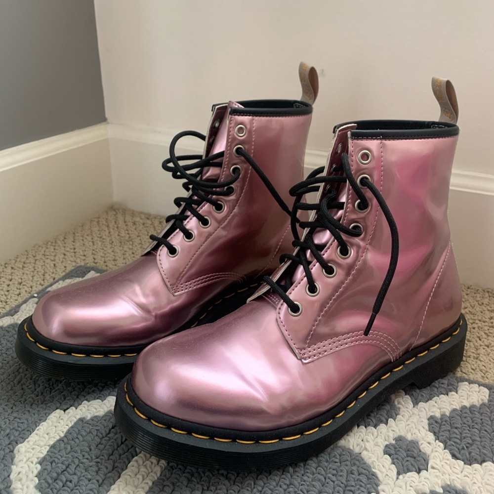 Metallic Pink BRAND NEW Dr. Martens Boots!!!💋💋